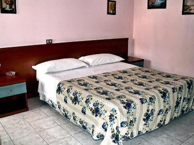 Hotel Rallye Milán Pokoj fotografie